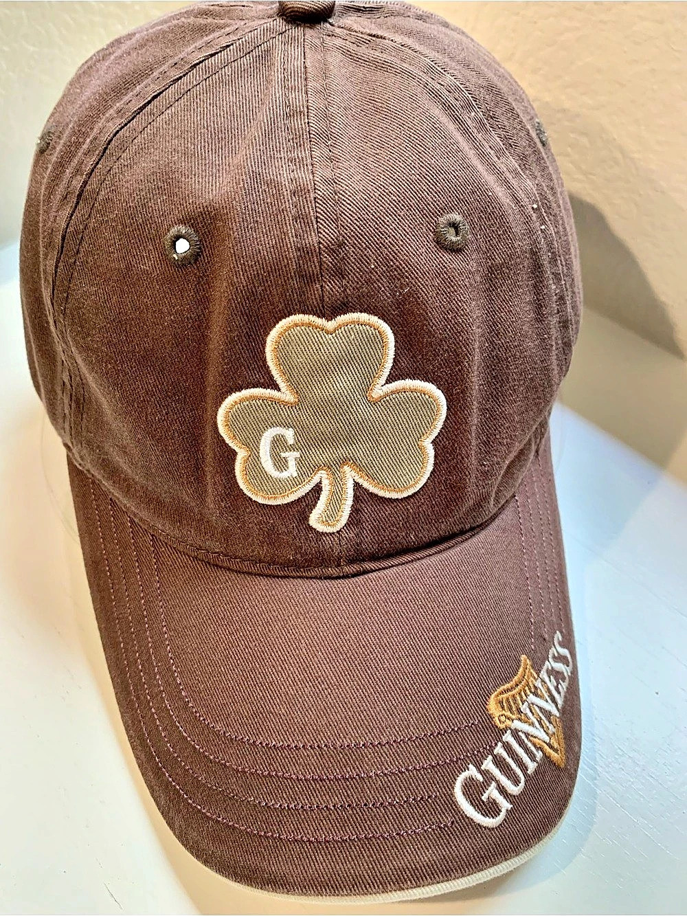 Bio-Polies Guinness shamrock cap in Brown